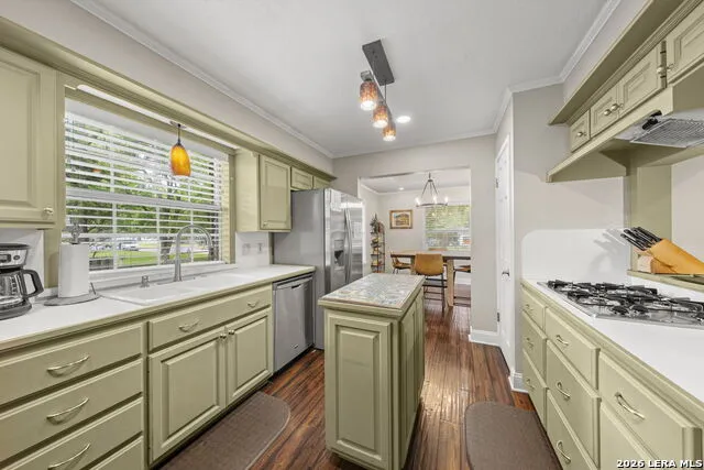 506 LINCOLN ST Fredericksburg, TX 78624