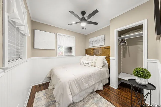 506 LINCOLN ST Fredericksburg, TX 78624