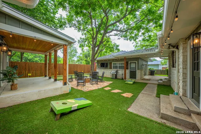 506 LINCOLN ST Fredericksburg, TX 78624