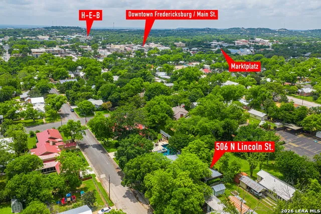 506 LINCOLN ST Fredericksburg, TX 78624