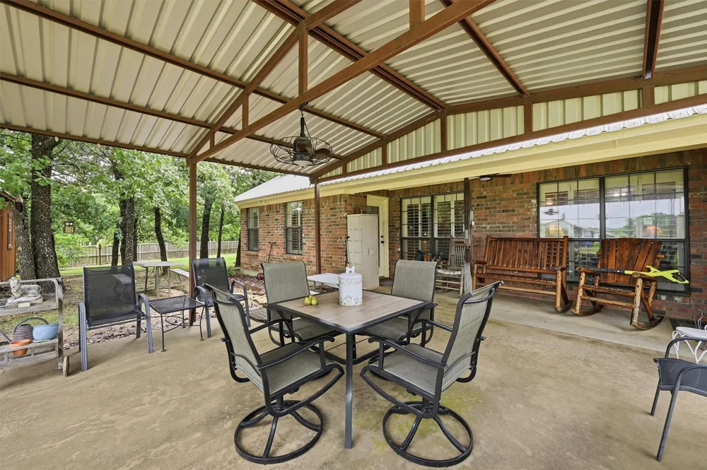 7277 W Line Road Collinsville, TX 76233