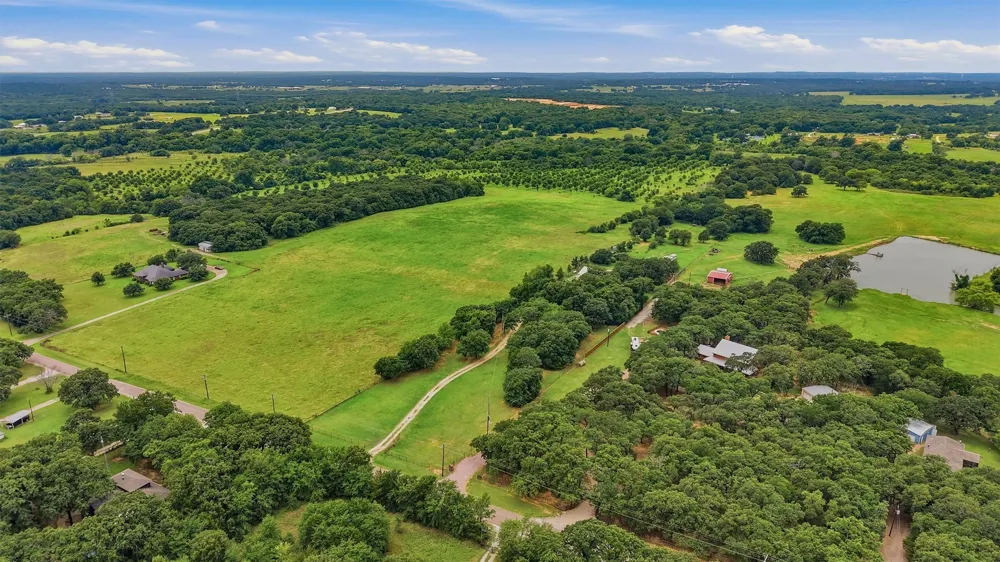 7277 W Line Road Collinsville, TX 76233