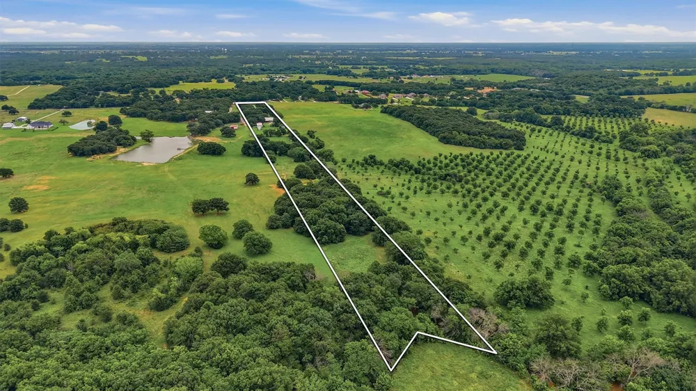 7277 W Line Road Collinsville, TX 76233