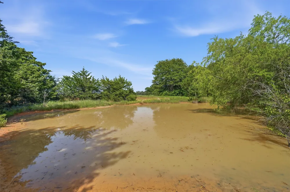 7277 W Line Road Collinsville, TX 76233