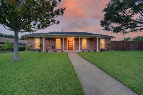 4333 Woodbluff Drive