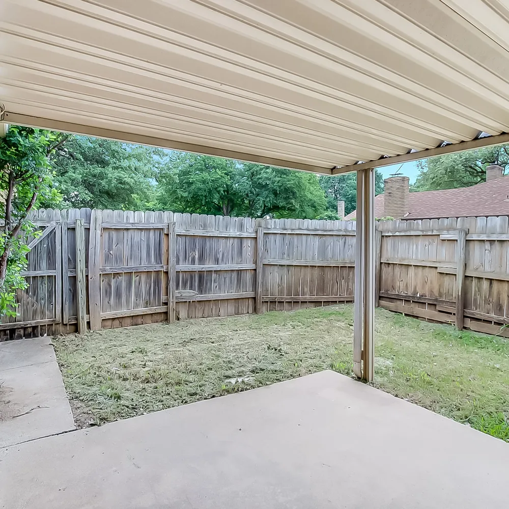 504 Sierra Drive DeSoto, TX 75115