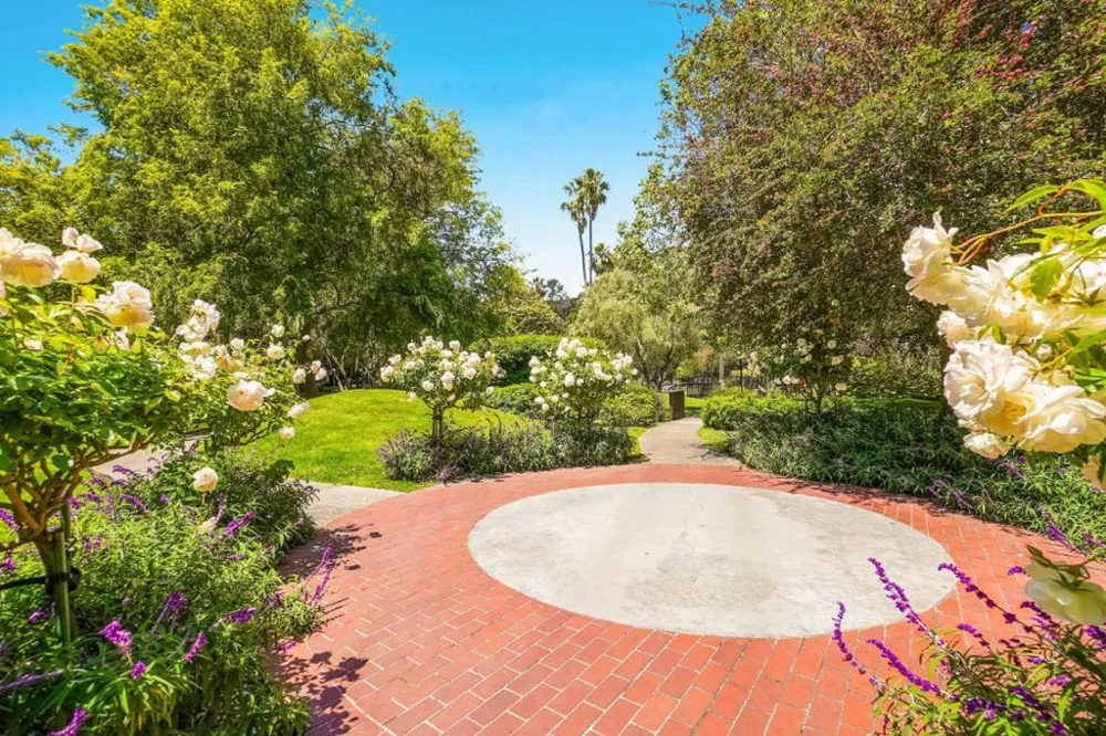 5122 Shelter Creek Lane San Bruno, CA 94066