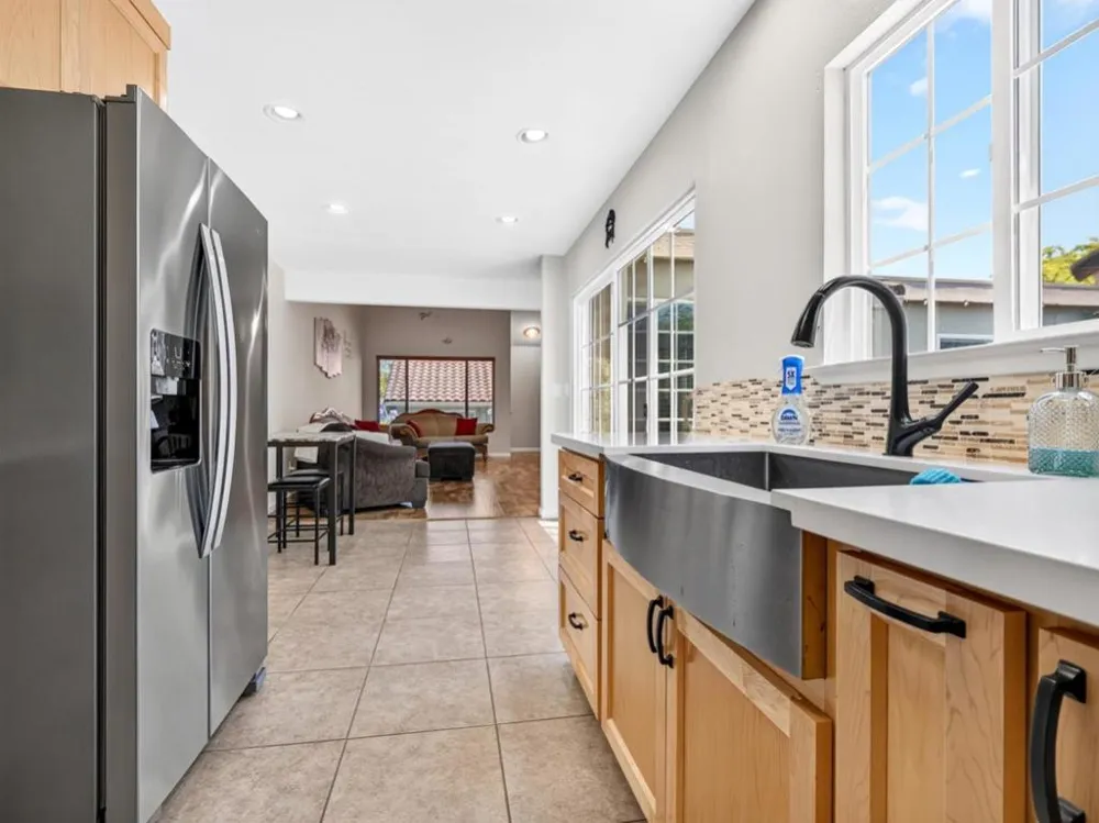 262 Crestview Drive Watsonville, CA 95076