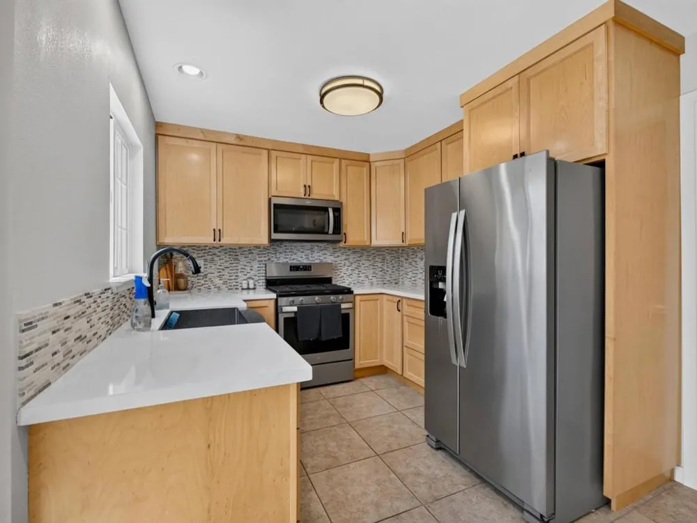 262 Crestview Drive Watsonville, CA 95076