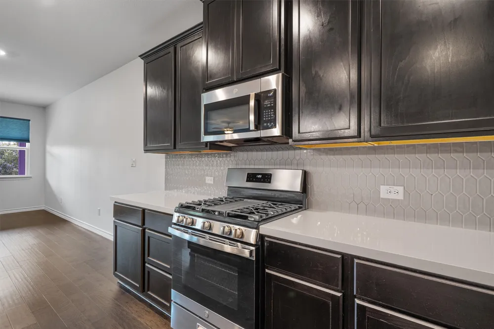104 Stinchcomb Road Hutto, TX 78634