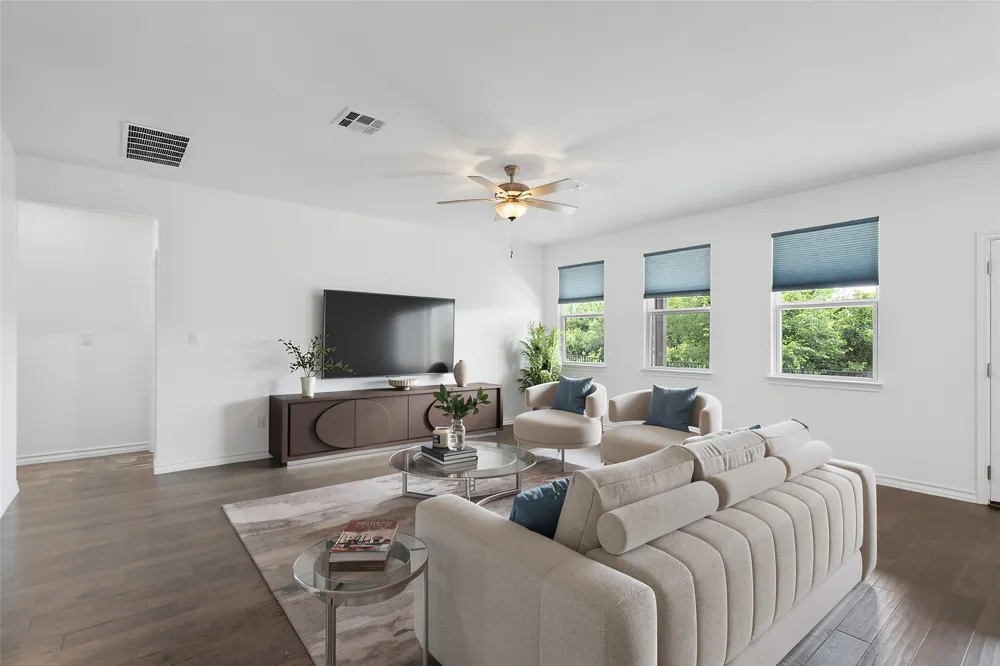 104 Stinchcomb Road Hutto, TX 78634