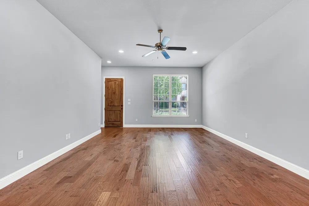 4666 Dozier Road #B Carrollton, TX 75010