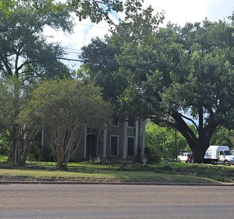815 E Washington Avenue