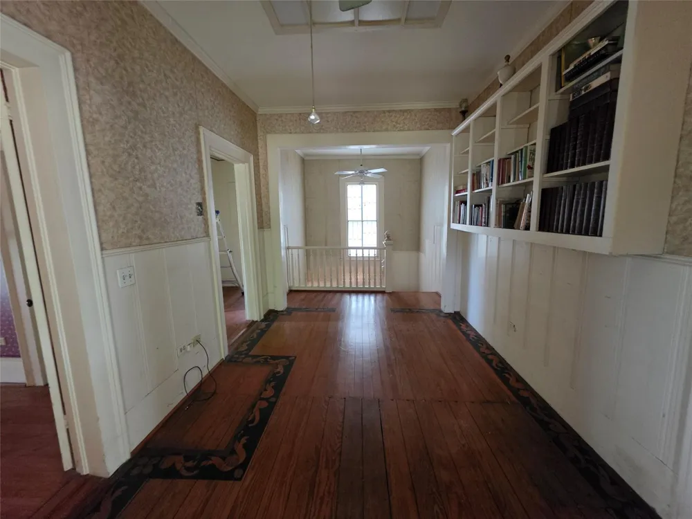 815 E Washington Avenue Navasota, TX 77868