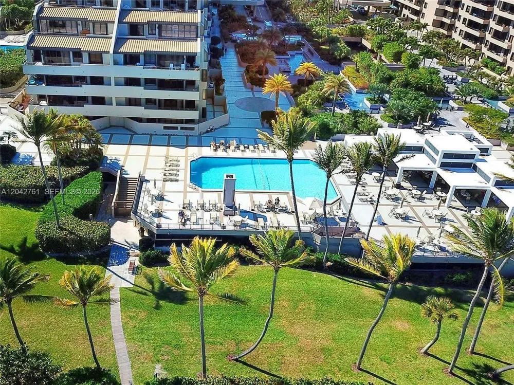 201 Crandon Blvd #643 Key Biscayne, FL 33149