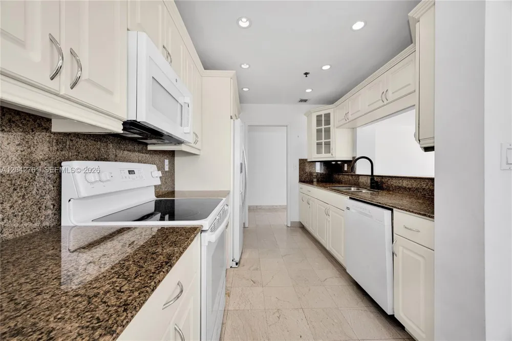 201 Crandon Blvd #643 Key Biscayne, FL 33149