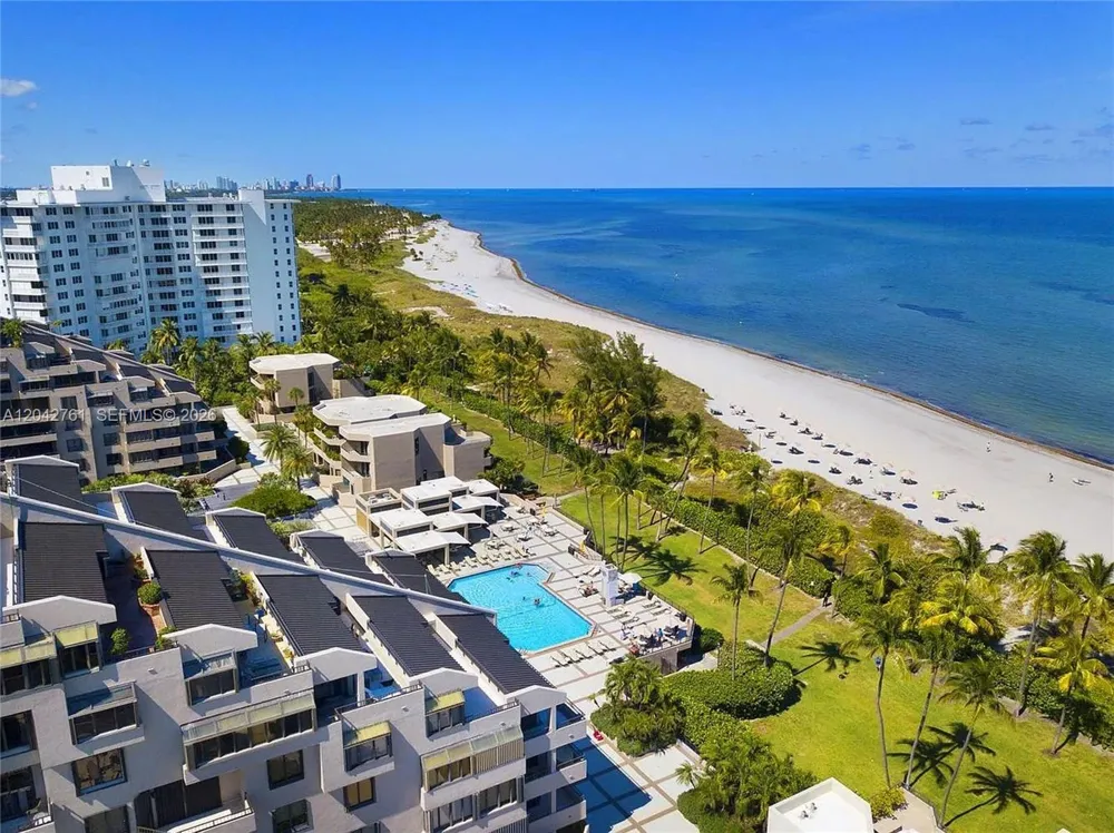 201 Crandon Blvd #643 Key Biscayne, FL 33149