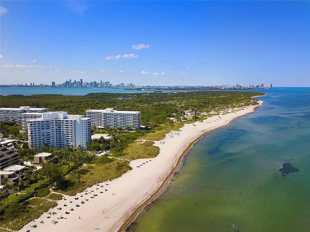 201 Crandon Blvd #643 Key Biscayne, FL 33149