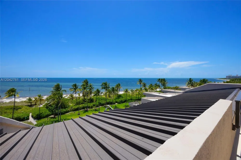 201 Crandon Blvd #643 Key Biscayne, FL 33149