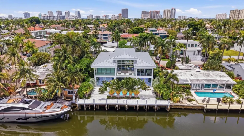 91 Fiesta Way Fort Lauderdale, FL 33301