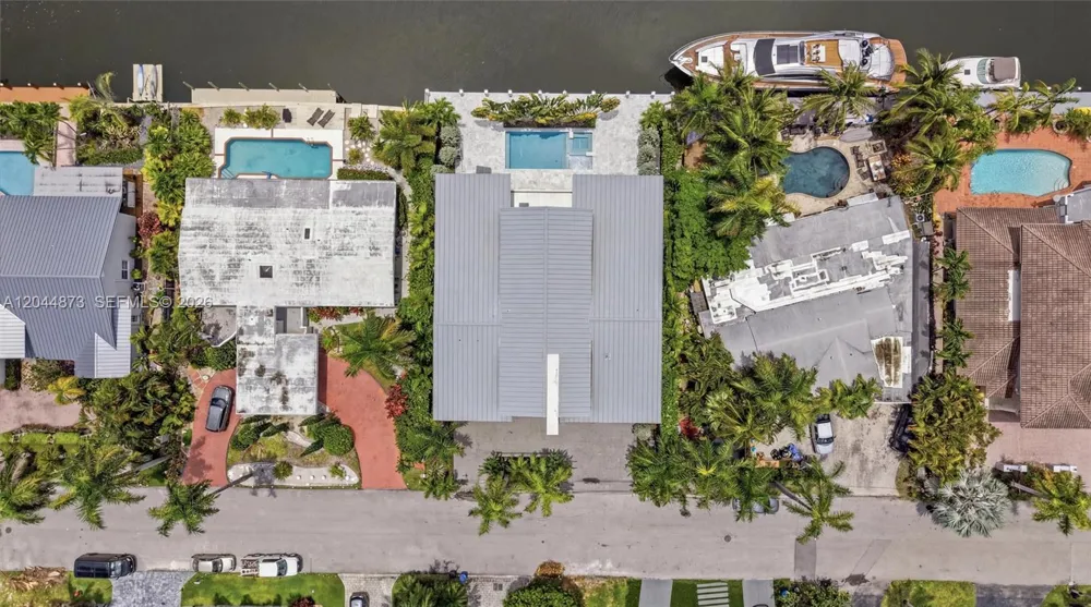 91 Fiesta Way Fort Lauderdale, FL 33301