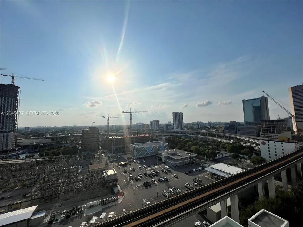 90 SW 3rd St #1710 Miami, FL 33130