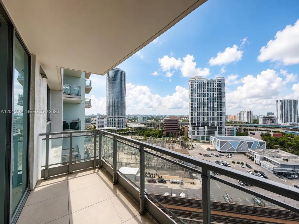 90 SW 3rd St #1710 Miami, FL 33130