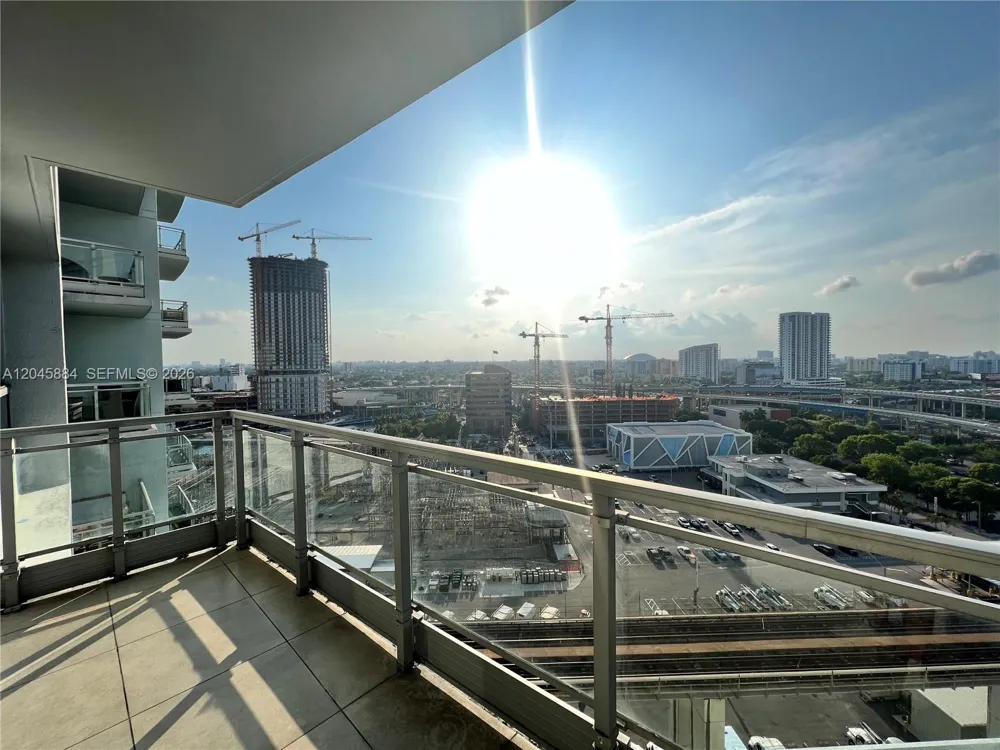 90 SW 3rd St #1710 Miami, FL 33130