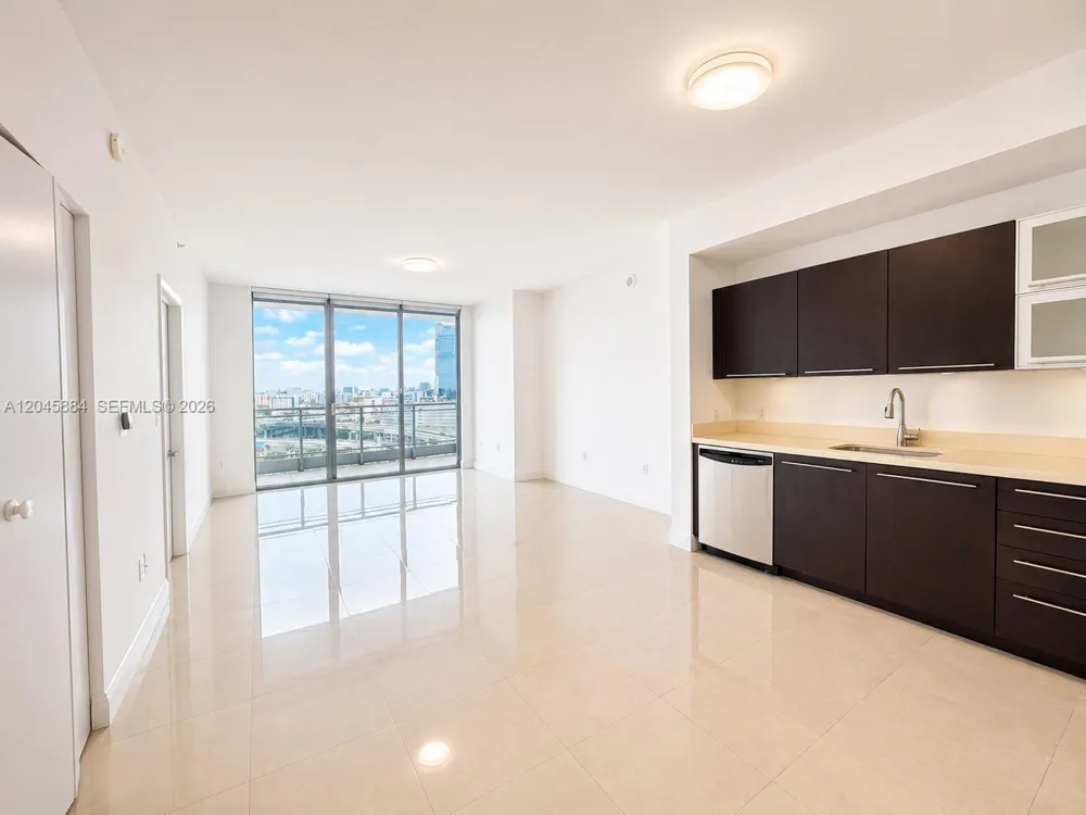 90 SW 3rd St #1710 Miami, FL 33130