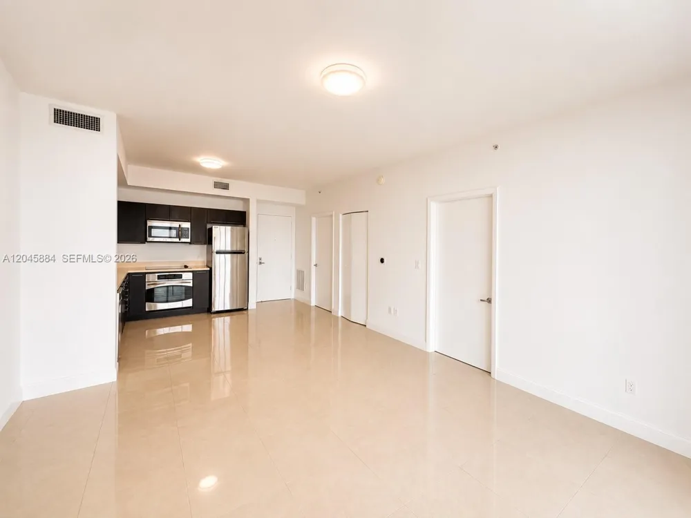 90 SW 3rd St #1710 Miami, FL 33130