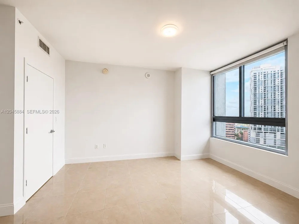 90 SW 3rd St #1710 Miami, FL 33130