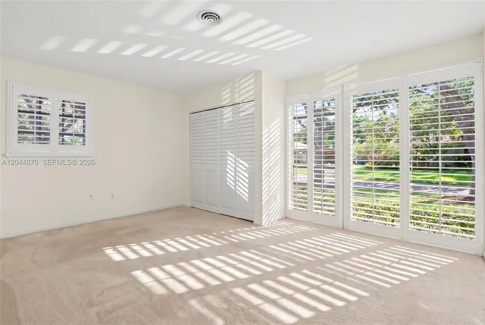 7520 SW 164th St Palmetto Bay, FL 33157