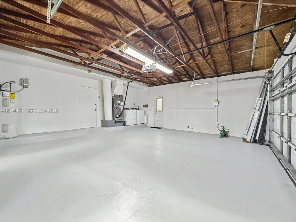 7520 SW 164th St Palmetto Bay, FL 33157