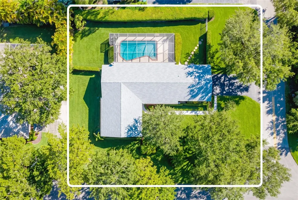 7520 SW 164th St Palmetto Bay, FL 33157