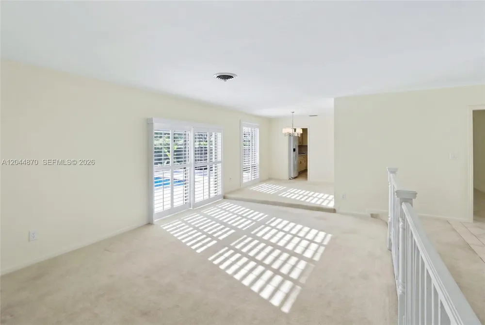 7520 SW 164th St Palmetto Bay, FL 33157