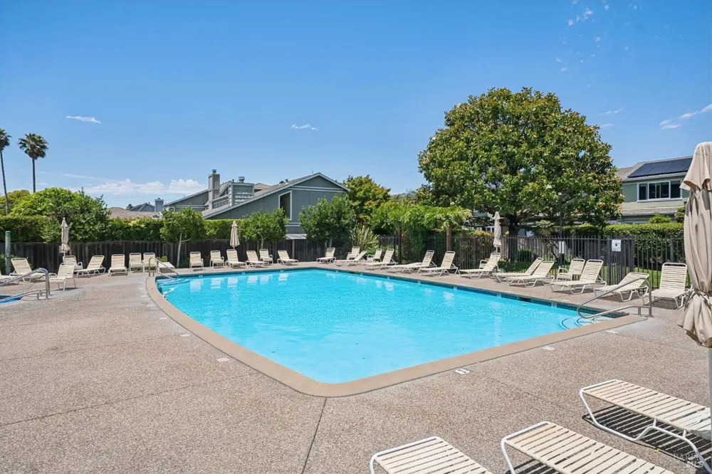 22 Hyannis Cove San Rafael, CA 94901