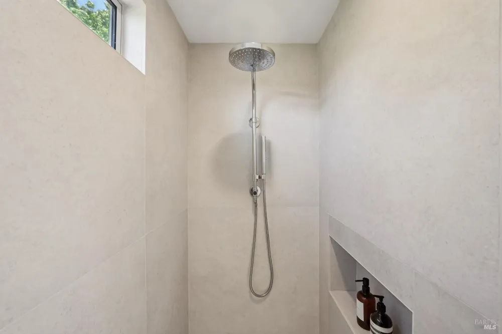 22 Hyannis Cove San Rafael, CA 94901