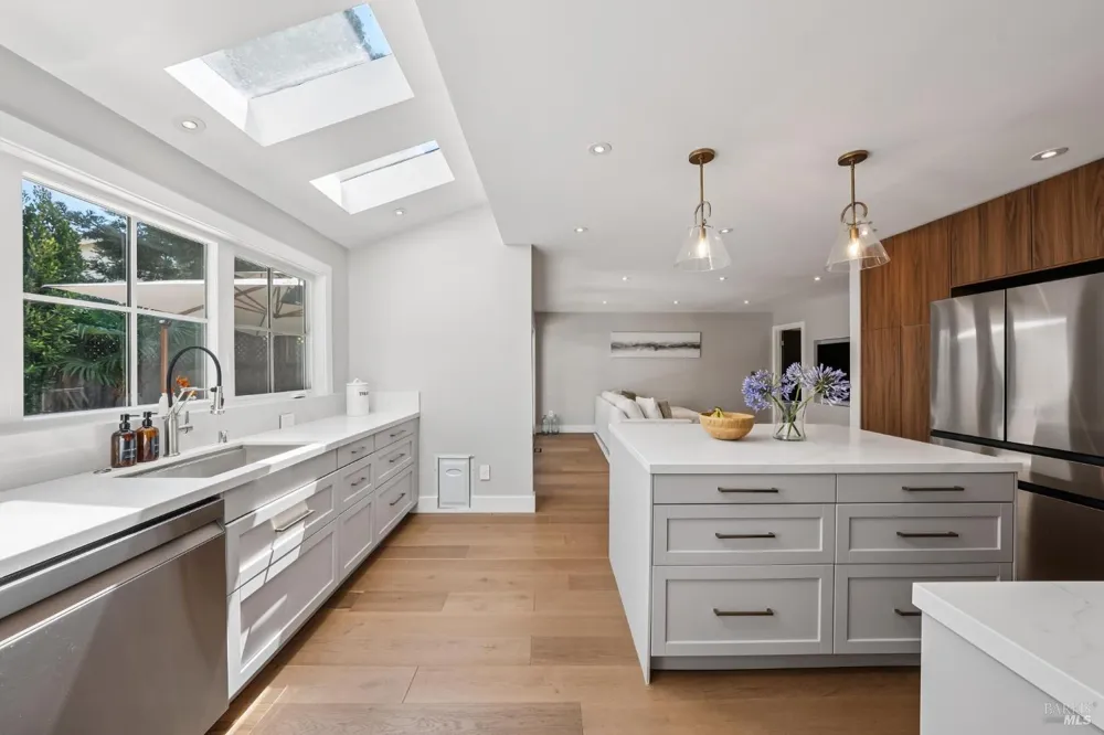22 Hyannis Cove San Rafael, CA 94901