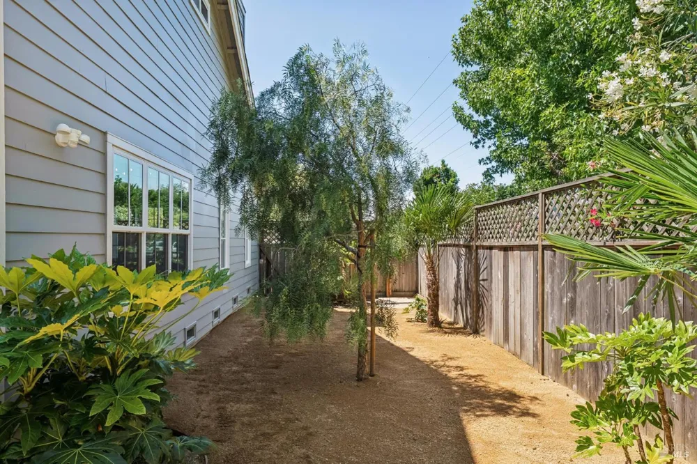 22 Hyannis Cove San Rafael, CA 94901