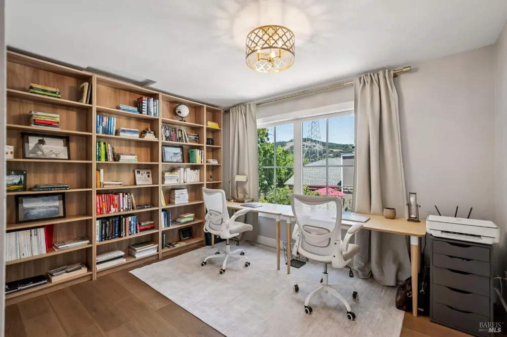 22 Hyannis Cove San Rafael, CA 94901