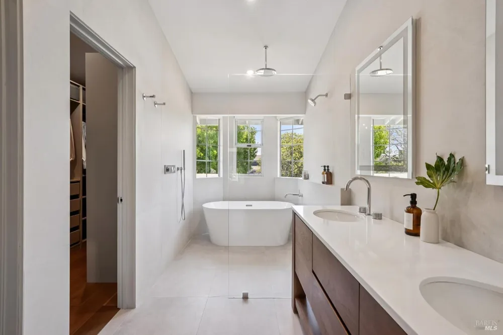 22 Hyannis Cove San Rafael, CA 94901