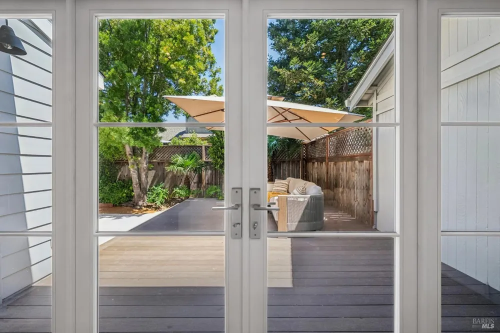 22 Hyannis Cove San Rafael, CA 94901