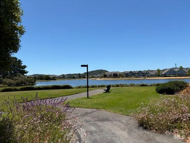 22 Hyannis Cove San Rafael, CA 94901