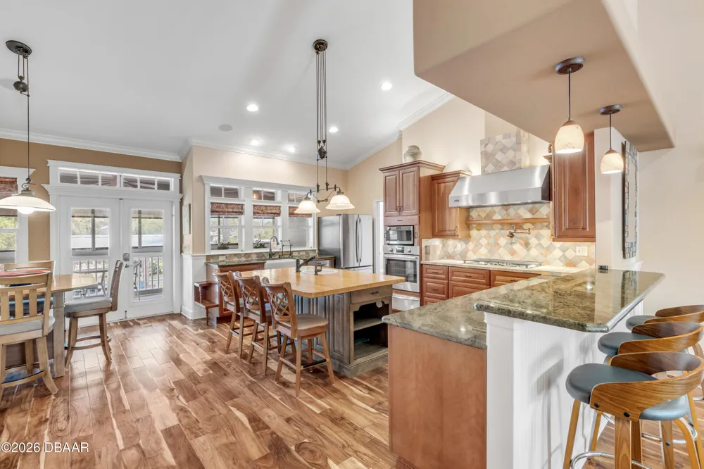 521 S Peninsula Avenue New Smyrna Beach, FL 32169