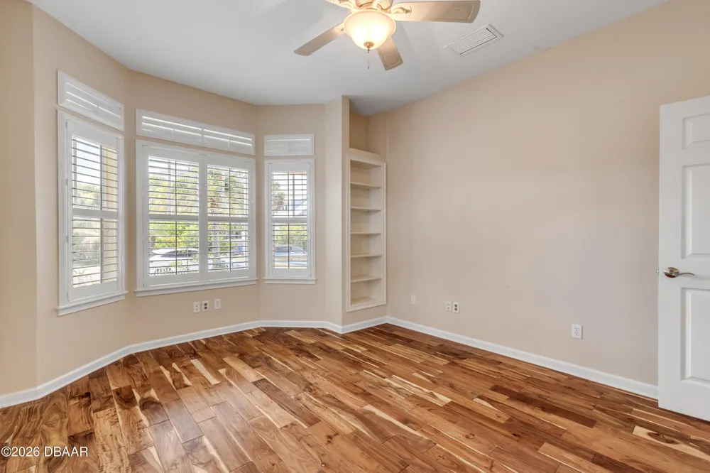 521 S Peninsula Avenue New Smyrna Beach, FL 32169