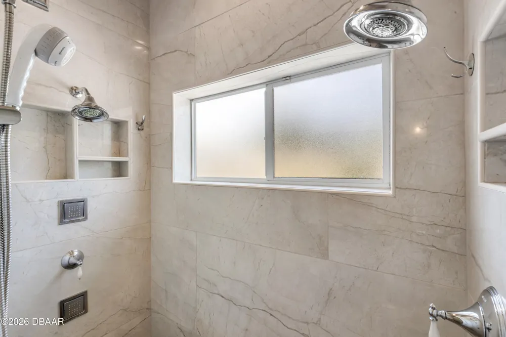 521 S Peninsula Avenue New Smyrna Beach, FL 32169
