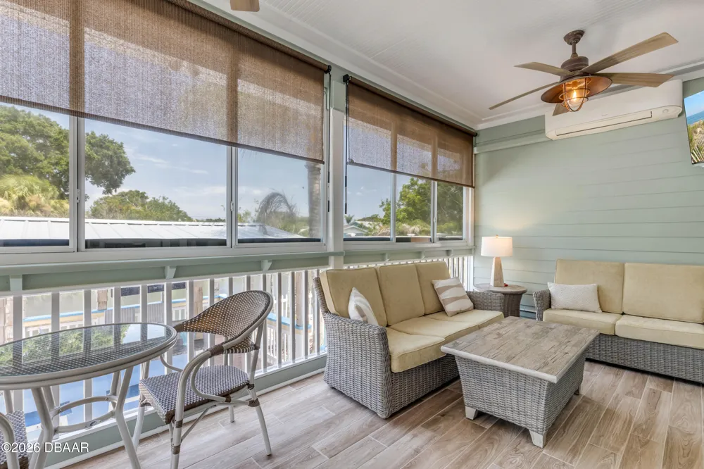 521 S Peninsula Avenue New Smyrna Beach, FL 32169
