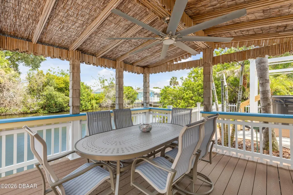 521 S Peninsula Avenue New Smyrna Beach, FL 32169