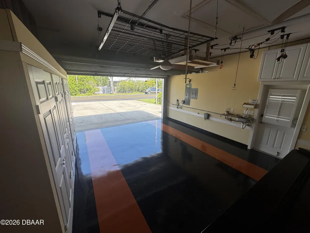 521 S Peninsula Avenue New Smyrna Beach, FL 32169