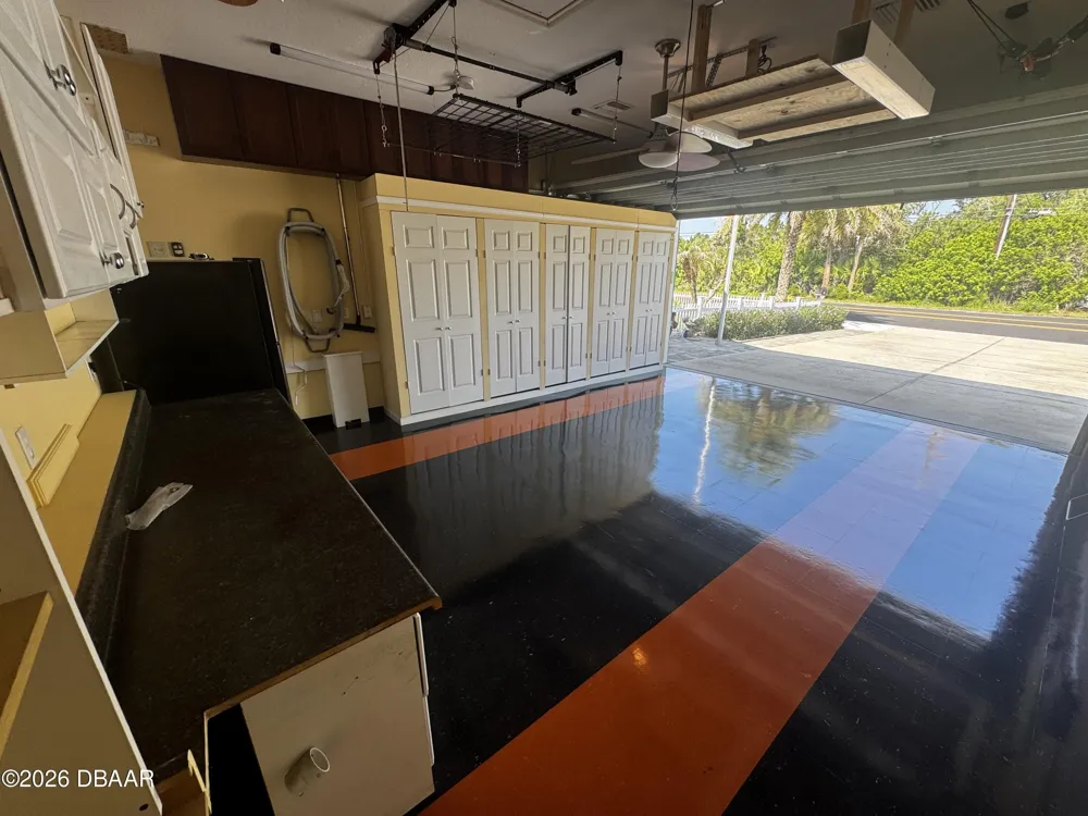 521 S Peninsula Avenue New Smyrna Beach, FL 32169
